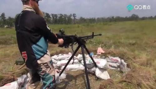 老外测评国产重机枪视频,老外测评惊叹不已！