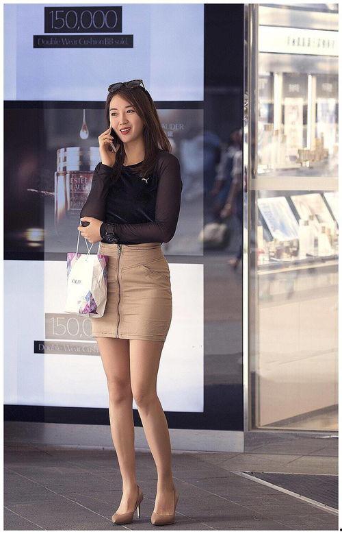 国产短裙高跟鞋视频